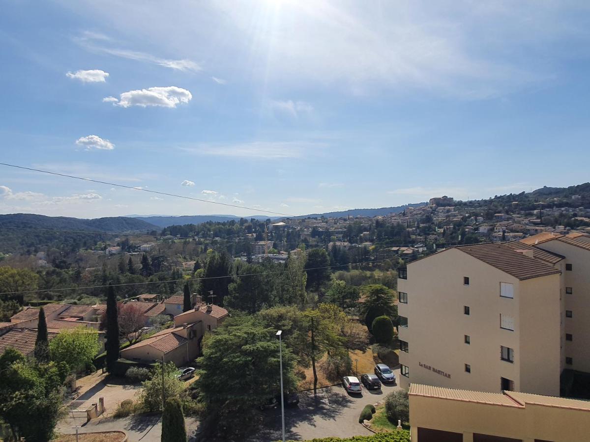 La Vue Du Chateau - Tout Confort Gréoux-les-Bains Esterno foto